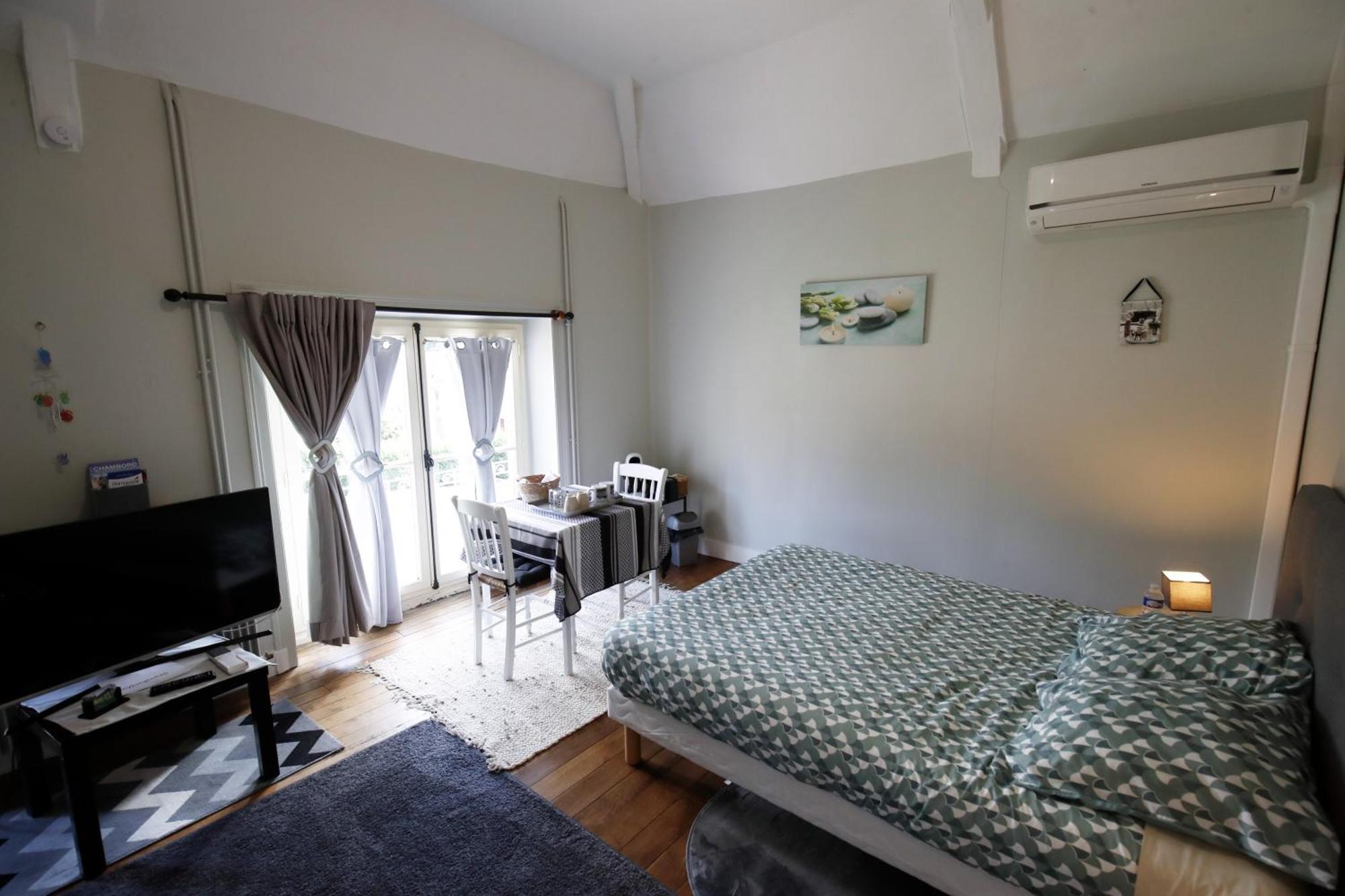 Chambres D'Hotes Chez Sylvie Donnemain-Saint-Mames Exteriör bild
